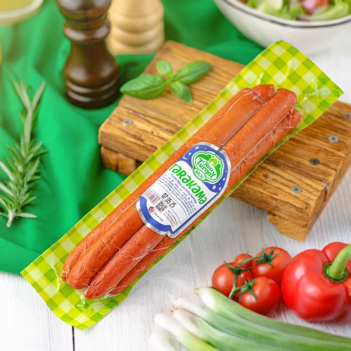 "Hacı Turqay" yarım hisə verilmiş kolbasası ilə isti mini rolllar